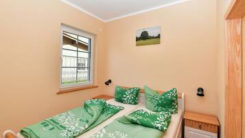 Apartemen | 2 kamar tidur dan dilengkapi dengan perabotan berbeda-beda