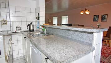 Apartment | Eigene Küche | Toaster, Hochstuhl