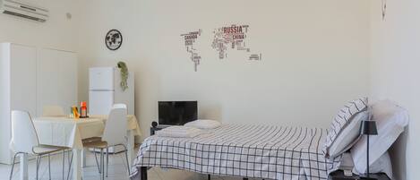 1 多间卧室、旅行婴儿床、WiFi、床单