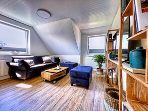 Apartment | Living room - Ferienwohnung in Wyk-boldixum auf Foehr (Wyk auf Foehr)
