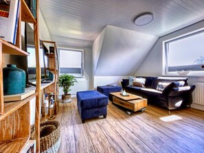 Living room - Ferienwohnung in Wyk-boldixum auf Foehr (Wyk auf Foehr)