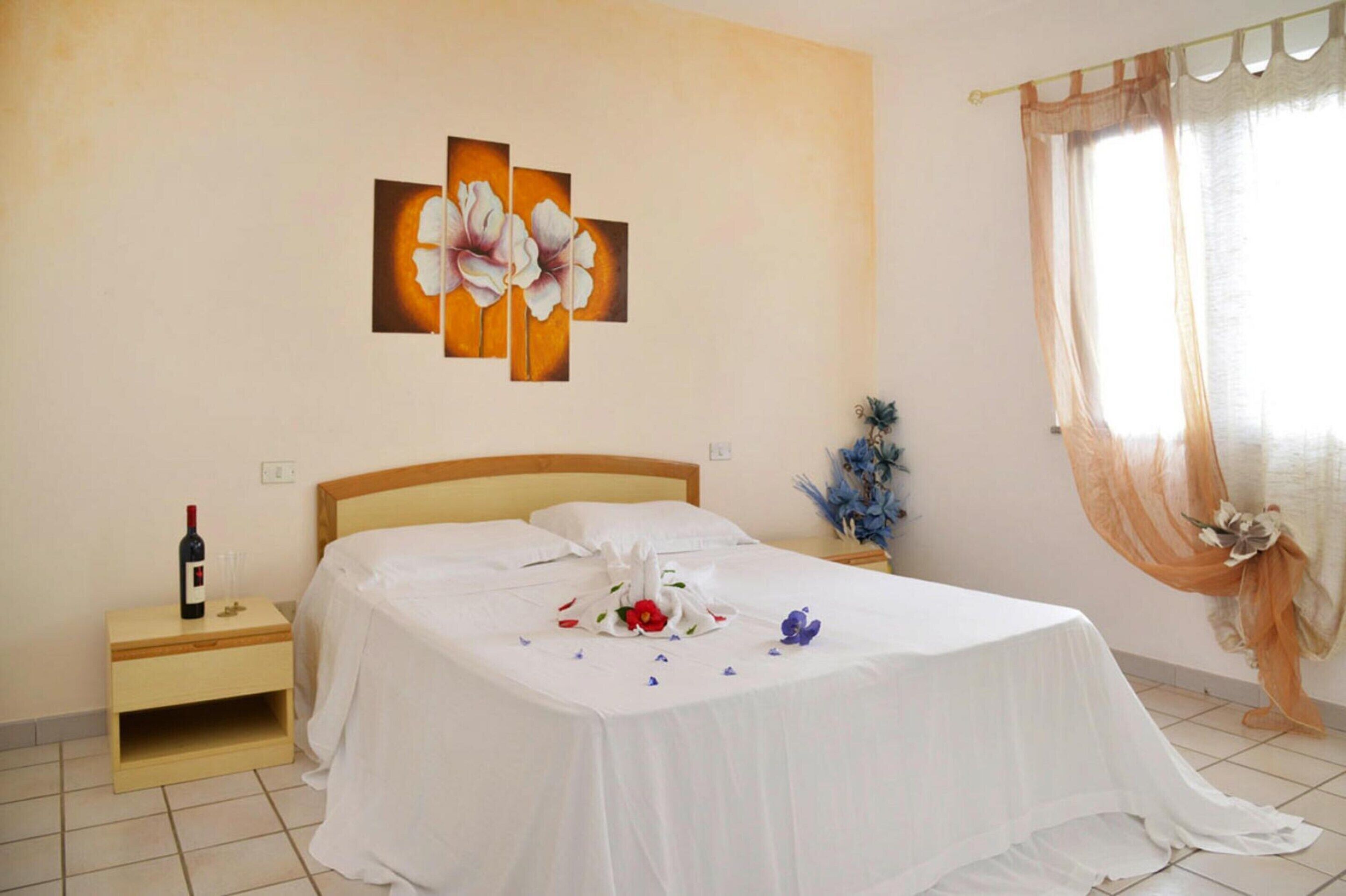 Apartment | 1 bedroom, individually furnished