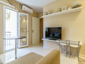 Apartment | Living room - City Apartment Fuengirola Near Beach (Fuengirola)