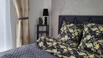 Apartment | 1 bedroom, individually furnished, bed sheets