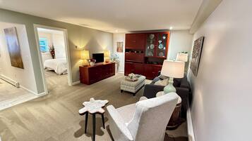 1 bedroom, desk, iron/ironing board, free WiFi