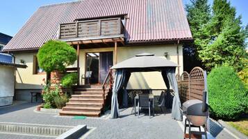 Villa | Exterior
