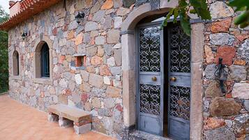 Rumah | Detail eksterior