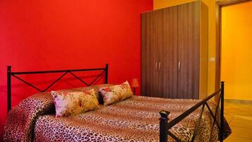 Casa | 3 quartos, individualmente mobiliados