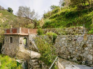 House | Property grounds - Holiday Home in Gaggi With Private Pool (Gaggi)