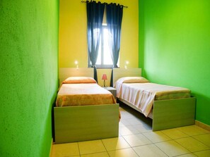 House | 3 bedrooms, individually furnished - Holiday Home in Gaggi With Private Pool (Gaggi)