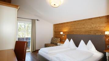 House | 3 bedrooms, individually furnished, bed sheets