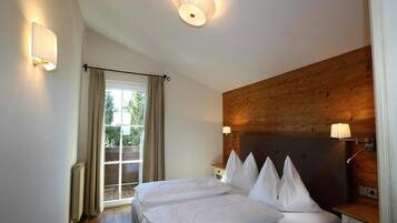 Rumah | 3 kamar tidur dan dilengkapi dengan perabotan berbeda-beda