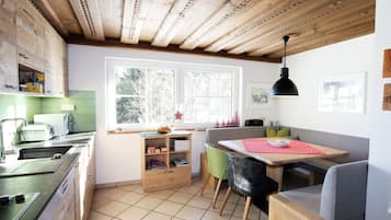 Ferienhaus | Eigene Küche | Hochstuhl