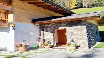 House | Exterior