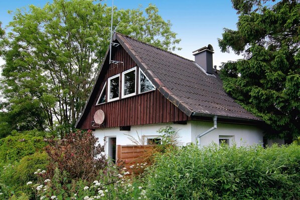 House | Exterior - Holiday Home in the Quiet Corner, Bad Malente (Malente)