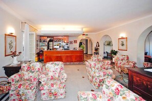 Apartment | Living room