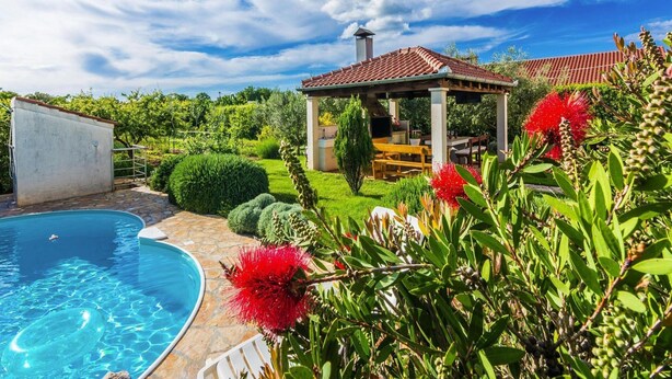 Apartment | Garden - Apartment in Nin Near the Beach & Pool (Nin)