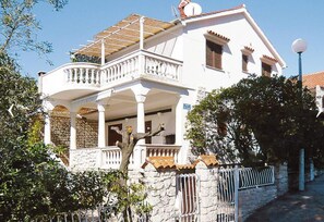 Apartment | Exterior - Apartment in Kozino Near Pebble Beach (Zadar)