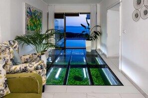 Villa | Interior - Villa in Makarska With Infinity Pool & Views (Makarska)