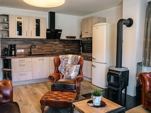 Chalet | Private kitchen | Electric kettle, toaster, highchair - Chalet Charivari Inzell, Inzell (Inzell)