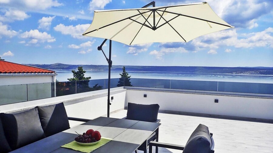 Holiday Home Sole in Maslenica With Pool