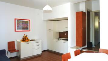 Apartment | 2 bedrooms, individually furnished