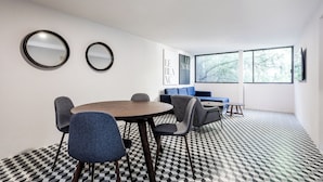 Apartment | Dining - 2BR Roma Norte - Parking, Sleeps 6 - Internet (Mexico City)