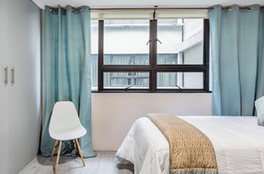 Apartment | 2 Schlafzimmer, Bügeleisen/Bügelbrett, kostenloses WLAN, Bettwäsche