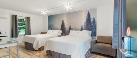 Deluxe Double Room, 2 Queen Beds | Free WiFi