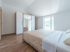 Apartment | 3 bedrooms, iron/ironing board, bed sheets - Apartments Lucija - Three Bedroom Apartment With Terrace and Sea View (Dubrovnik)