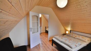 2 bedrooms, individually furnished, iron/ironing board, bed sheets