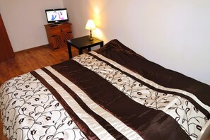 House | 3 bedrooms, bed sheets - Holiday Home Kolczewo Near Baltic Sea Beach (gmina Wolin)