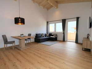 Apartment | Dining - Apartment in Stubai Alps With Supercard (Neustift Im Stubaital)