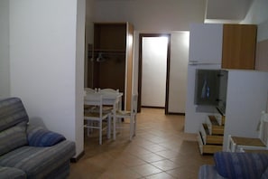 Apartment | Private kitchen - Apartments, Porto Pollo (Palau)