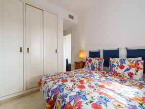 Ferienhaus | 2 Schlafzimmer, individuell eingerichtet
