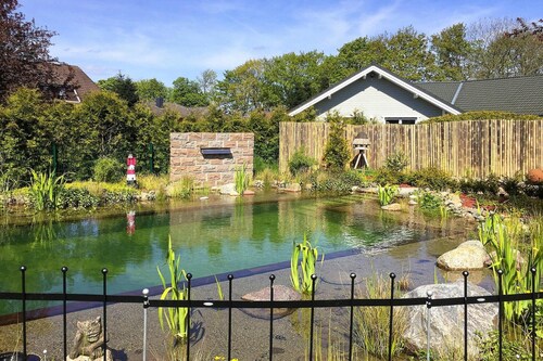 Apartment in Rehm-flehde-bargen mit Einem Gemeinsamen Pool