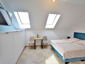 Apartment | 1 bilik tidur, seterika/papan seterika, cadar katil 
