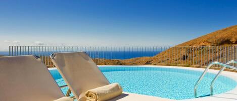 Villa | Pool | Outdoor pool