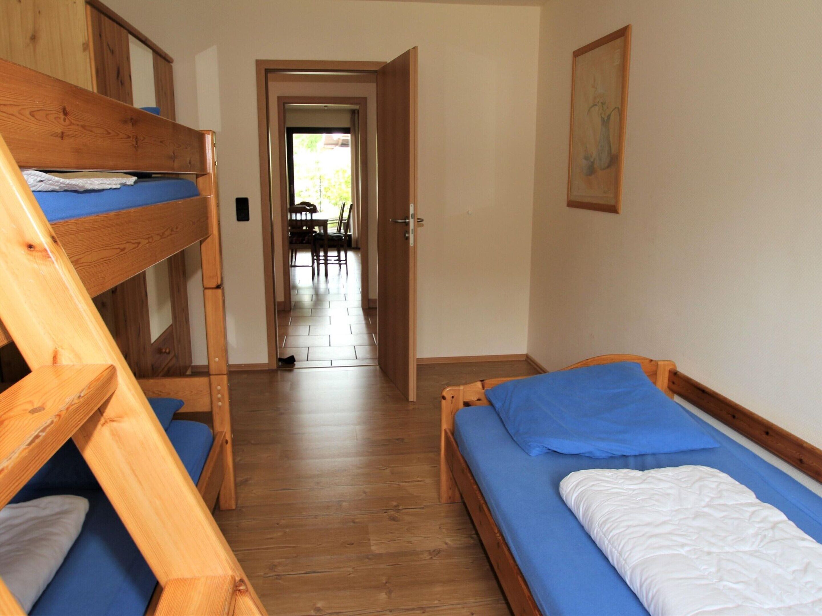 House | 3 bedrooms, individually furnished