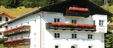 Apartment | Exterior
