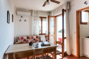 Apartment | Dining - Apartments Condominio Diana, Bibione Lido del Sole-formerly TUI Ferienhaus (San Michele al Tagliamento)