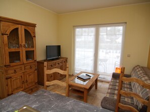 Apartment | Living area - 2-zimmer Wohnung in Lubben im Spreewald (Lübben (Spreewald))