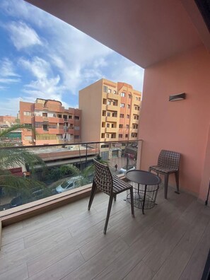 Property grounds - Cozy Central Flat: 1 Bedroom in Gueliz (Marrakech)