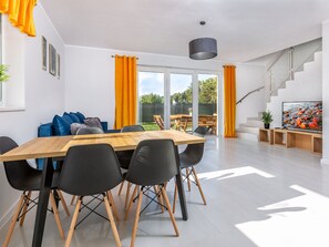 House | Dining - Comfortable Holiday Complex in Jastrzebia Gora (Wladyslawowo)