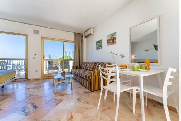 House | Living area