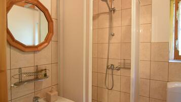 House | Bathroom