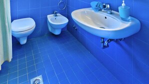 Bathroom - Apartment in Bibione With Balcony (San Michele al Tagliamento)