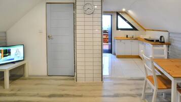 ุบุฑูุฉ ุงูู
ุนูุดุฉ