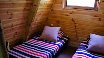 House | 2 bedrooms, bed sheets