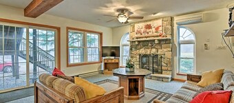 Remodeled ! Lakeside 9BR Pocono Area Villa and private beach volley ball court